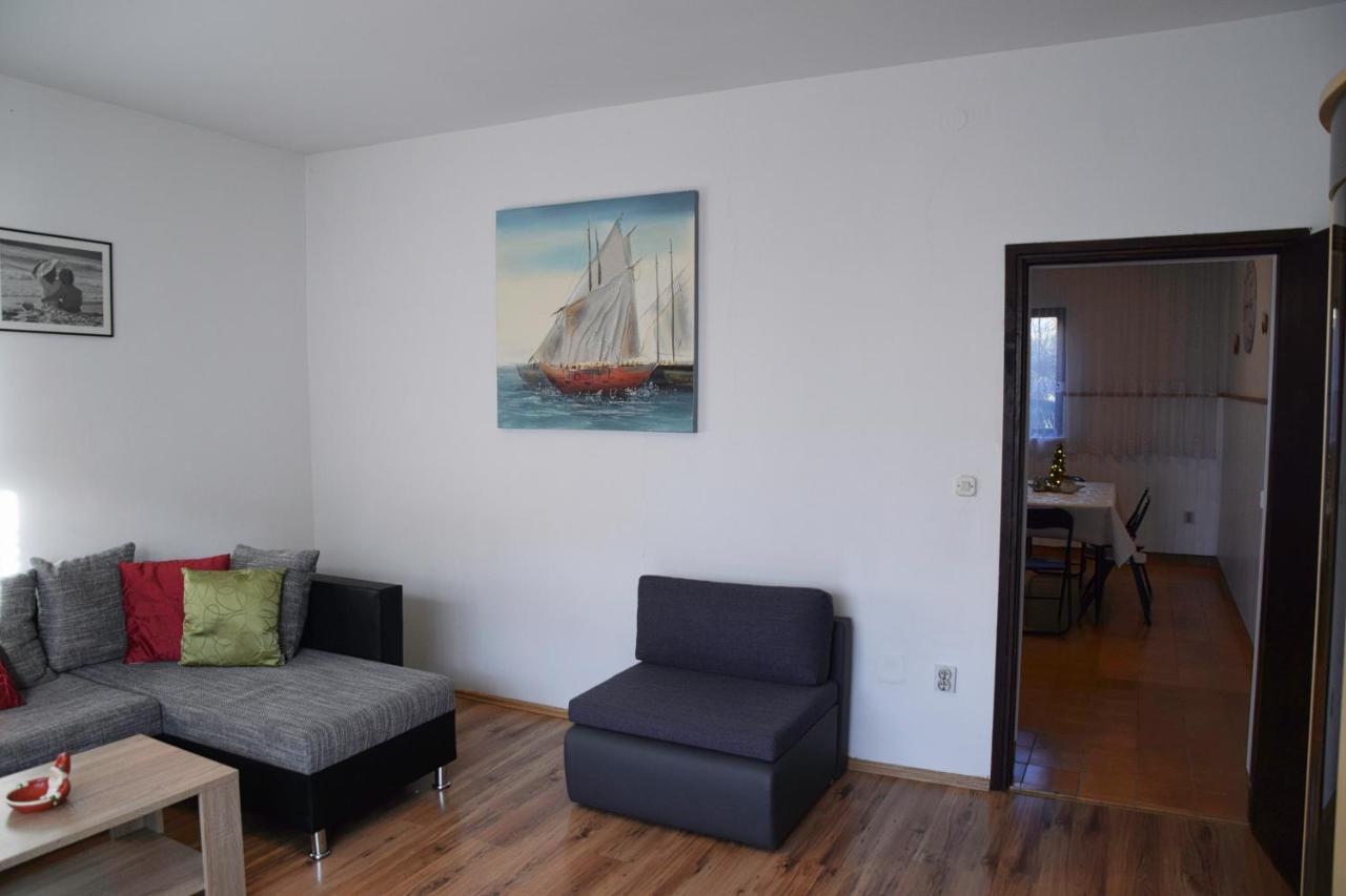 Apartments Margareta & Ena Malinska Εξωτερικό φωτογραφία