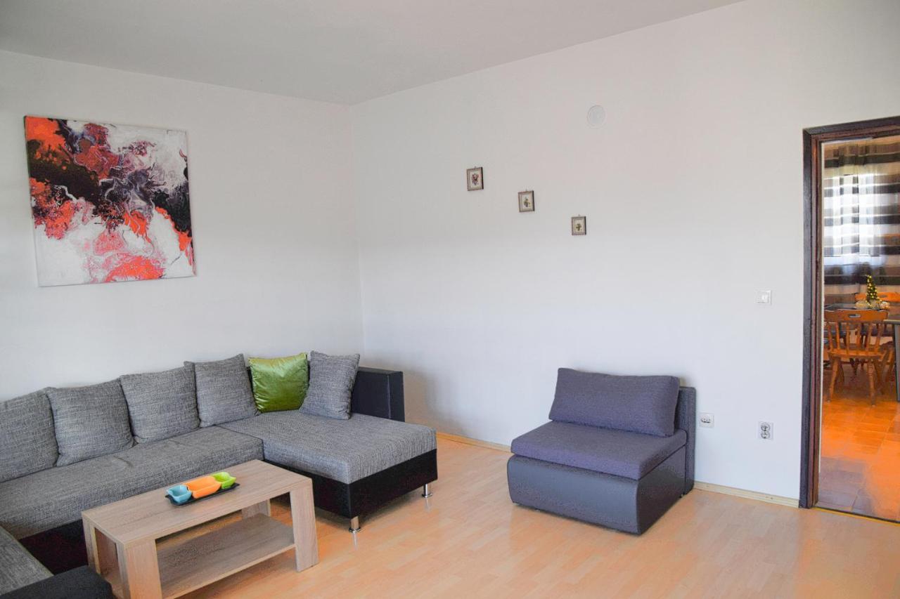 Apartments Margareta & Ena Malinska Εξωτερικό φωτογραφία
