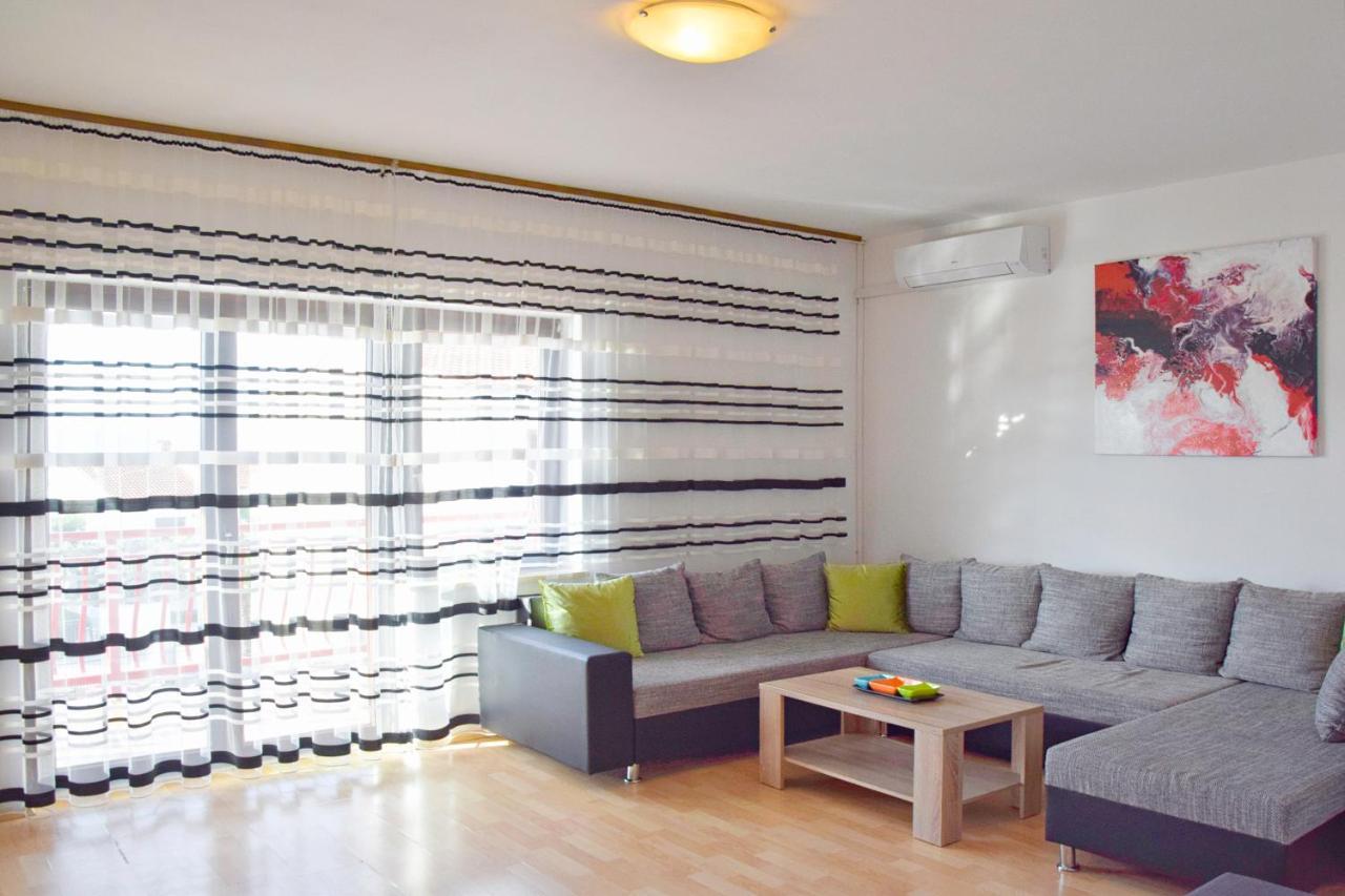 Apartments Margareta & Ena Malinska Εξωτερικό φωτογραφία