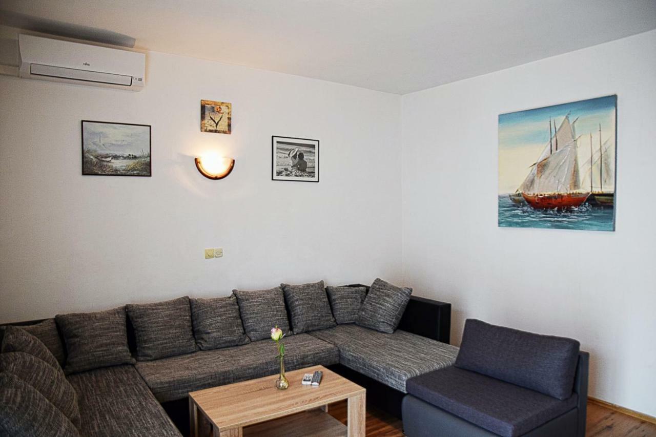 Apartments Margareta & Ena Malinska Εξωτερικό φωτογραφία